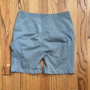 Alphalete Women's Slate Gray Bike Shorts